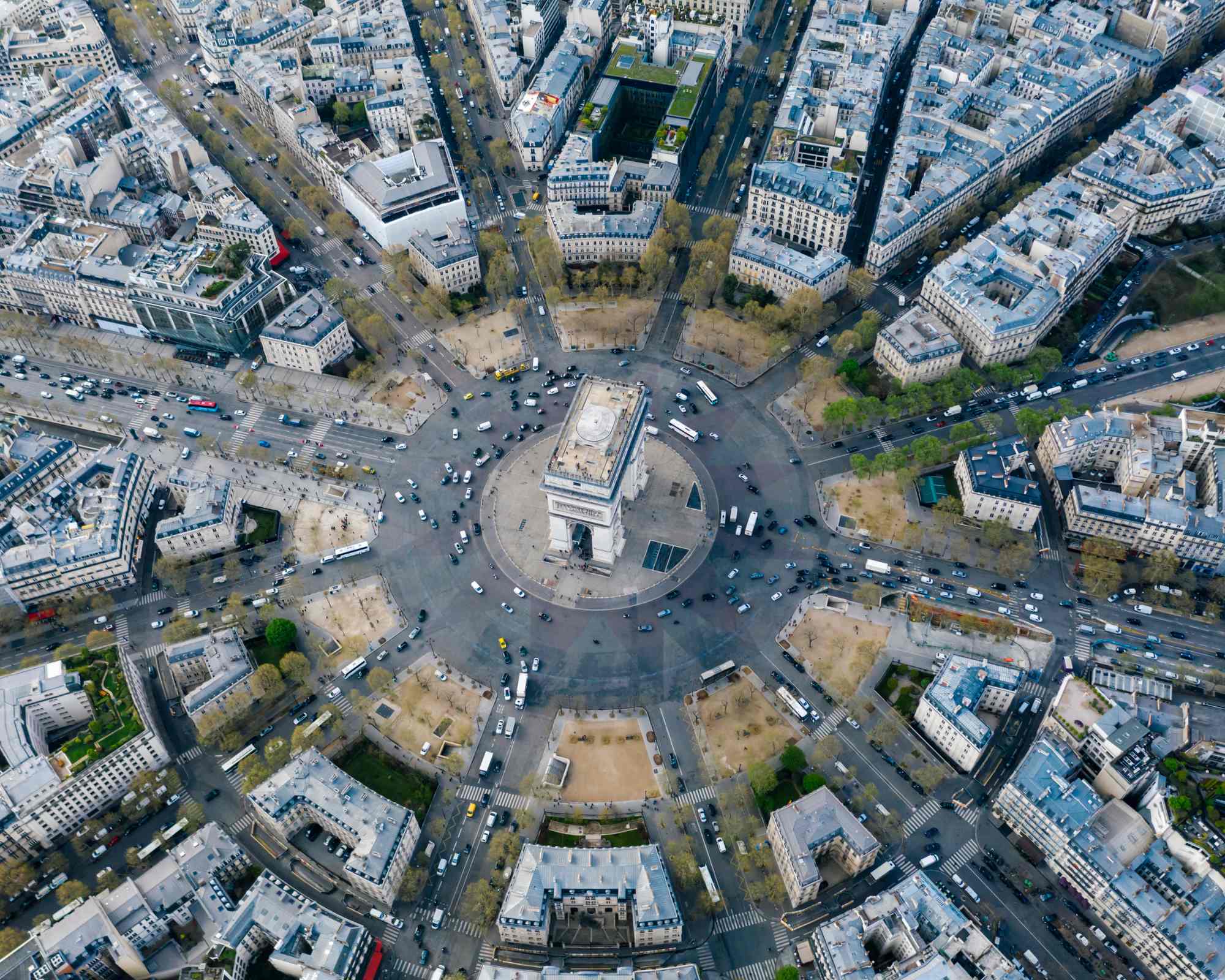 Les avantages et inconvénients de vivre dans le centre de Paris.